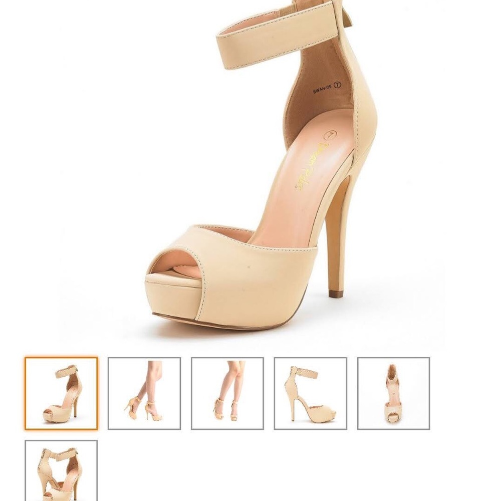 Shoes.  Heel pumps